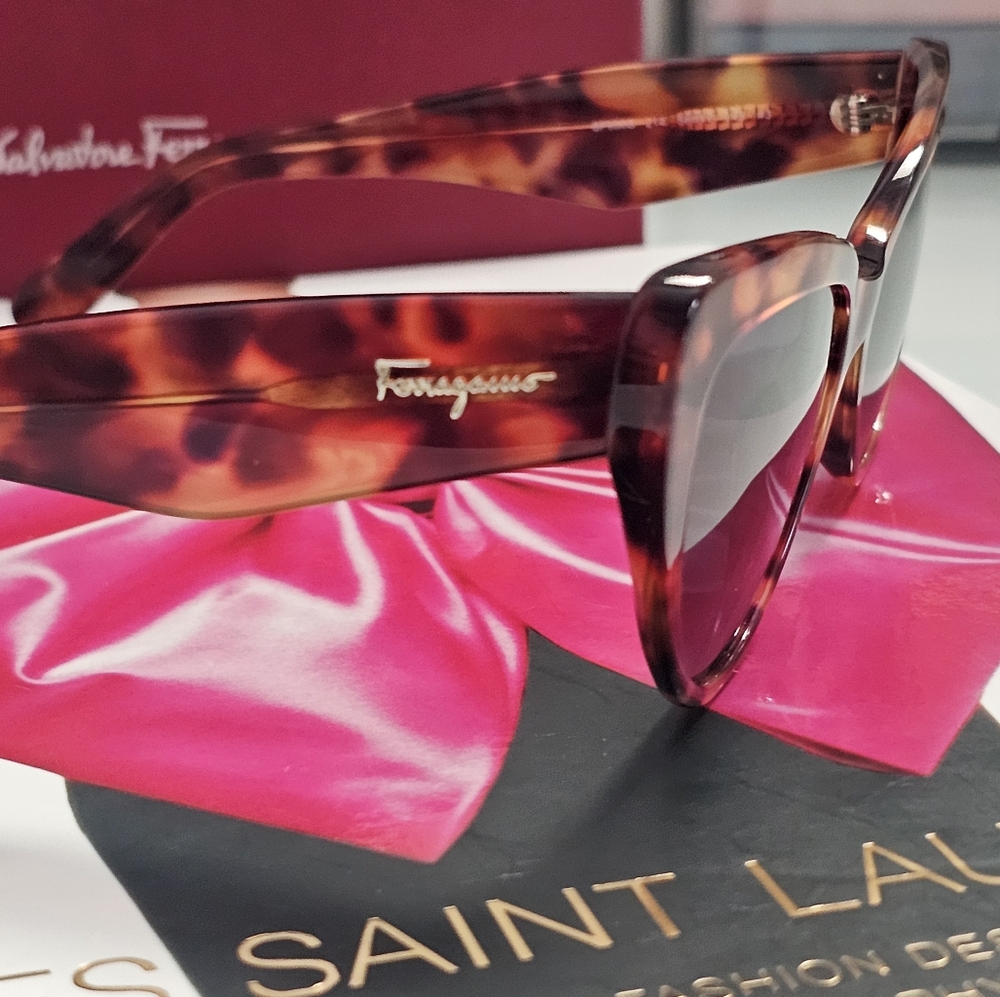 Salvatore Ferragamo Cat Eye Sunglasses FULL SET - Picture 6 of 14